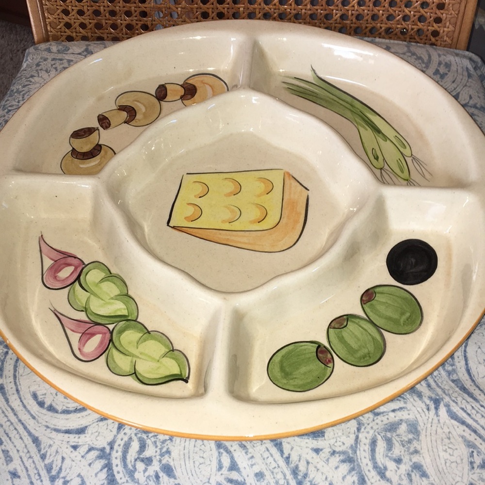 Super cute vintage party tray ceramic condition